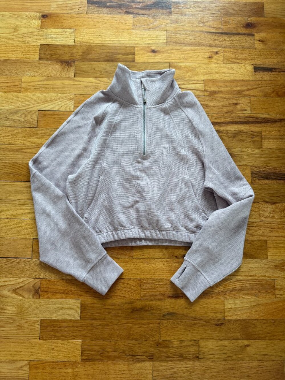 LuLuLemon Scuba Cropped Funnel-Neck Half Zip Waffle With Thumb Holes Size Medium - Picture 3 of 6